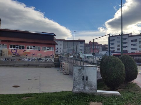 Hemos colocado una red en la cancha futbito