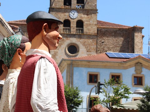 ¡La  comisión de fiestas ha presentado el programa de fiestas de la Feria Mayor!